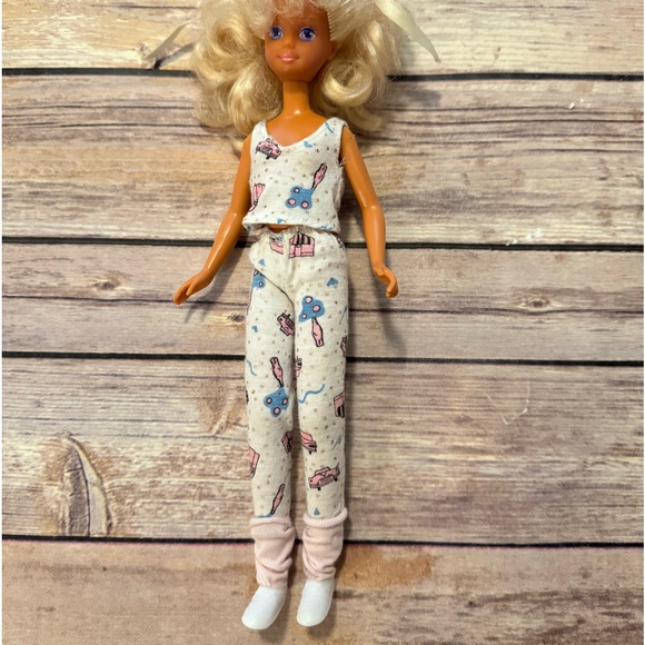 Vintage Barbie Skipper Dolls - Picture 13 of 16